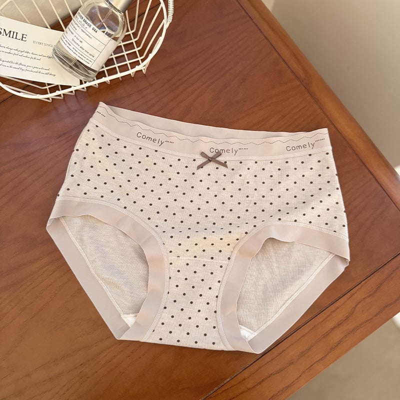 Дамски бельо от вискоза с антибактериално, дишащо и без видими следи удобство; среден талия; едноцветно; чатала 100% памук; подходящо за всички сезони