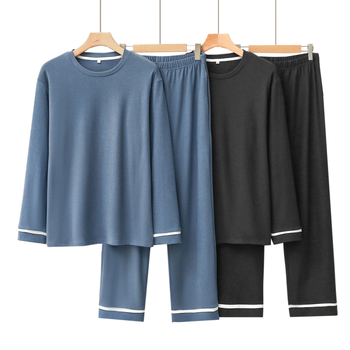 Ανδρικές πιζάμες φθινοπωρινές-χειμερινές, ύφασμα Hot Card Velvet, διπλής όψεως βελούδο, στρογγυλό λαιμό, μακριά μανίκια, πολυεστέρας 80–90%