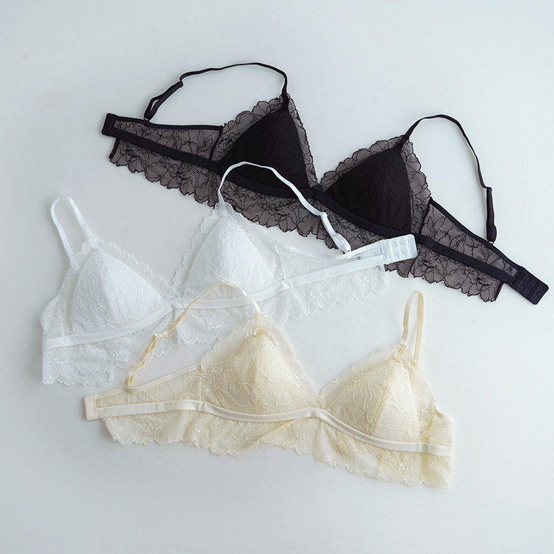 Trikampio puodelio liemenėlė su nėriniais ir Mulberry šilko įdėklu, 100% šilkas, plonas formuojamas puodelis, prancūziškas stilius nugaros