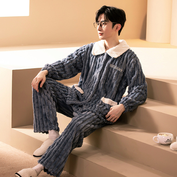 Muška pidžama od flanelnog materijala, debeli fleece podstava, 201-250 g/m², dugi rukavi, hlače