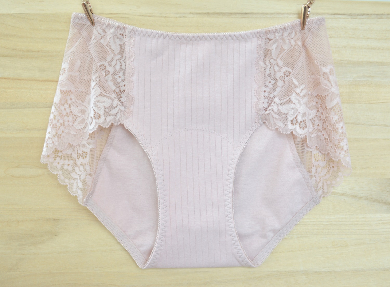 Női menstruációs fehérnemű, fő anyag 95% pamut, alátét 100% pamut, középmagas derekú, gyorsan száradó