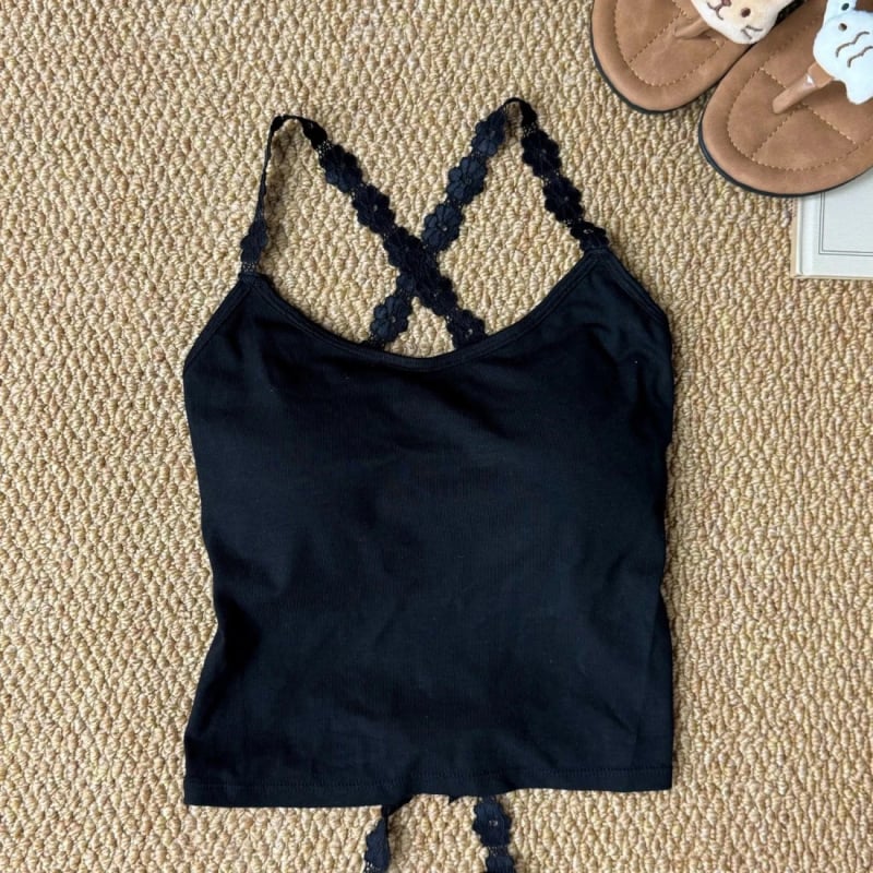 Top din dantelă cu șnur, guler halter, croială slim, bumbac-elastan