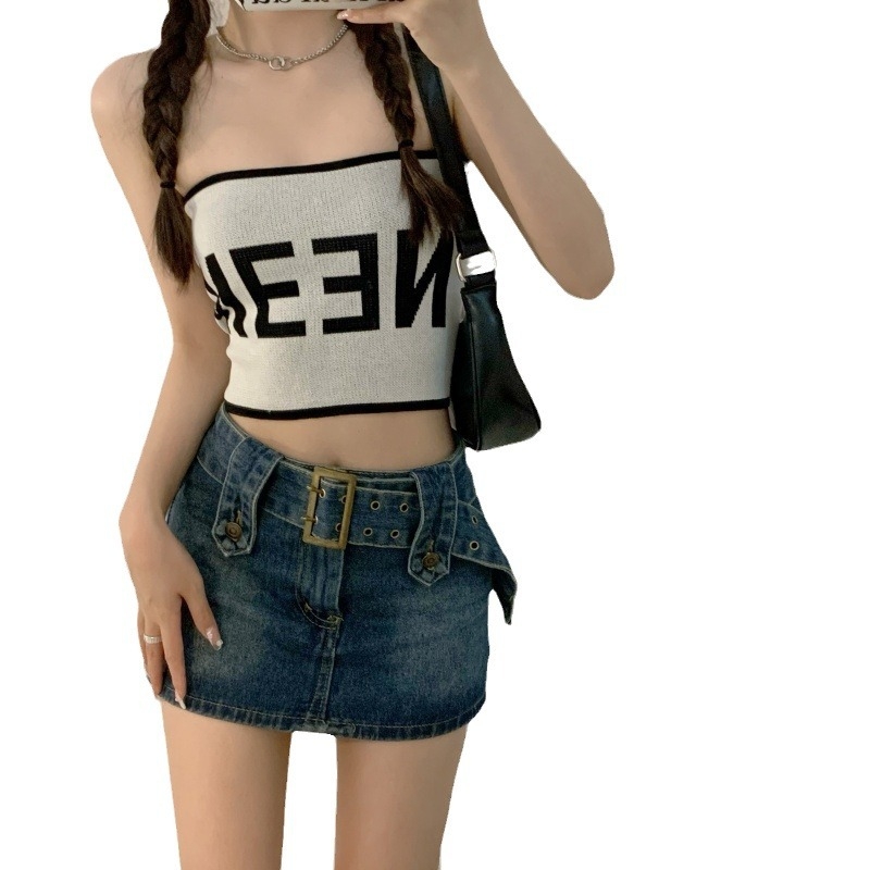 Top tricotat tip tub fără bretele, Slim fit, ultra-scurt, viscoză