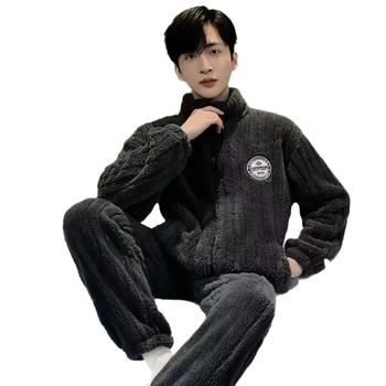 Férfi coral velúr lounge ruha, extra vastag téli pizsama szett álló gallérral és hosszú nadrággal, minimalistikus, laza otthoni viselet