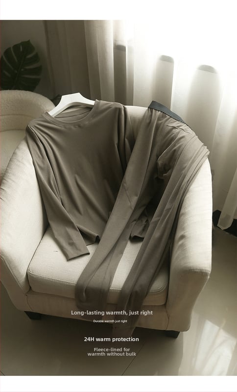 Vīriešu termiskais apģērba komplekts – elastīgs plāns tops un bikses, 93,3% poliesters / 6,7% elastāns, vienslāņu, mēreni silts, 161–180 g/m2