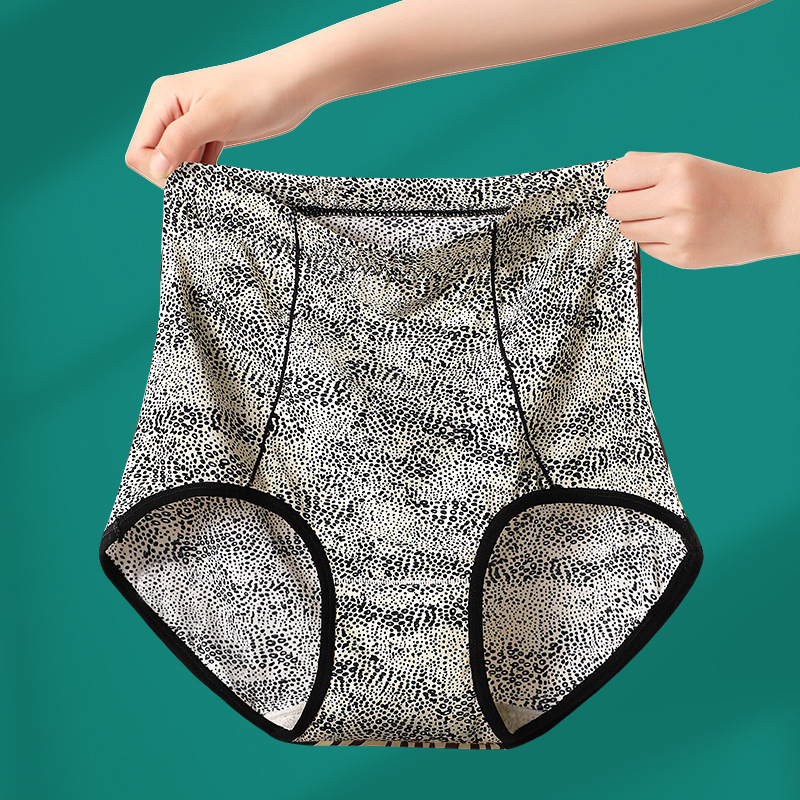 Damske gaćice s leopard printom, visoki struk, dišuće; Glavni materijal: Nylon; Podstava: Modal; Tkanina: Ice Silk; Vlakno: 61-70D