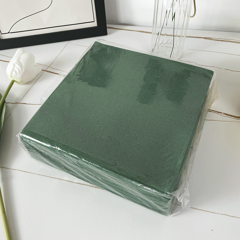 Kelin SBWCZ Dulkėms neturinčios servetėlės ir vienkartiniai stalų kilimėliai viešbučiams ir restoranams, iš virgin medienos pluošto celulozės, 50 lapų pakuotėje, vieno sluoksnio, bekvapės