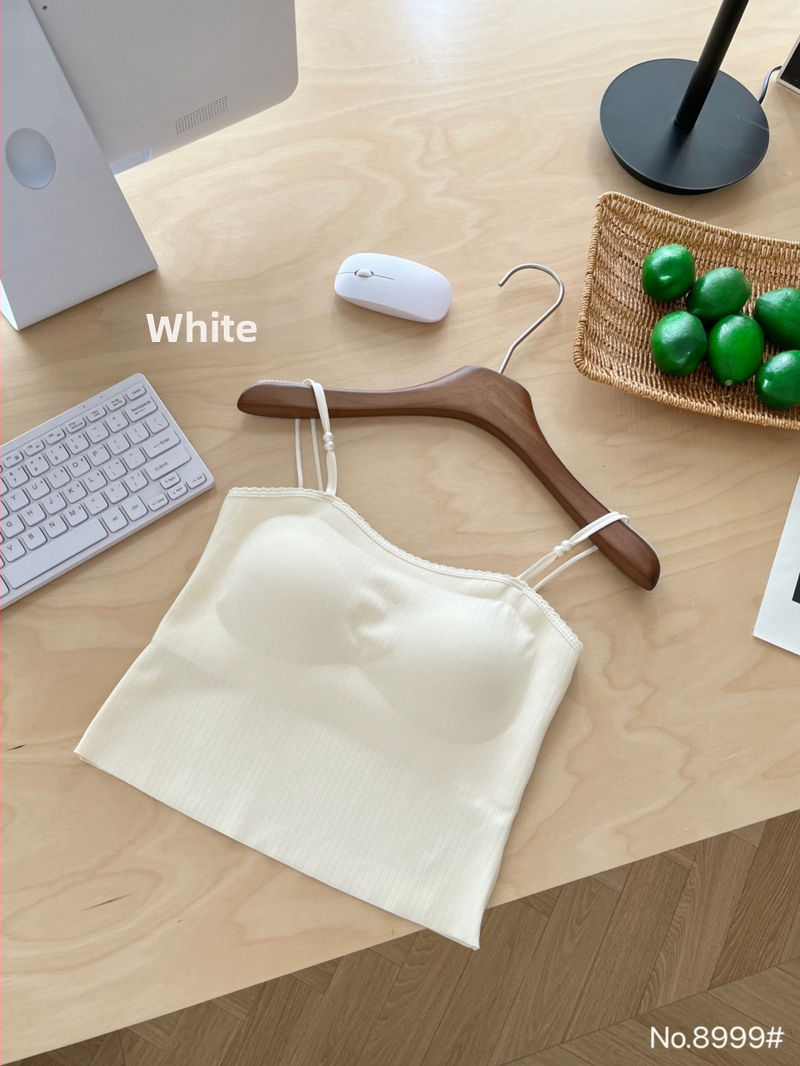 Kétsávos nylon cami-top, kerek nyakú kivágás, 90–95% nylon tartalom, közepes súlyú anyag 181–200 g/m²