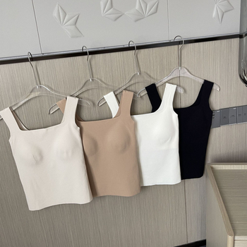 Ženska termalna vest s integriranom košaricom za grudi, troje slojeva tkanine, debljina 201–250 g/m2, glavni materijal: najlon, oblikuje tijelo i zadržava toplinu