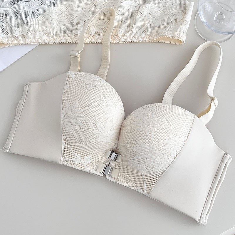 Сутиен с ретро магнитно двойно предно закопчаване, без презрамки, чаши палмовидни, Push-Up за малък бюст