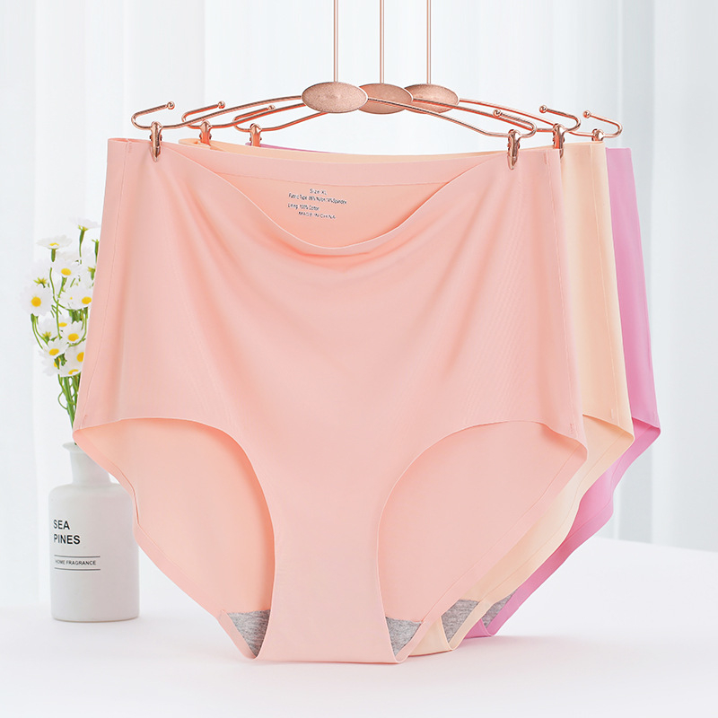 Ženske gaćice od ice silk, visokim strukom, jednobojni uzorak, glavni materijal najlon 80–90%, podstava prepona pamuk