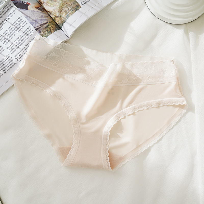 Ljetne ženske gaćice od Ice Silk s čipkastim rubom, prozračne udobne, ultra-tanke, srednji pas, velika veličina
