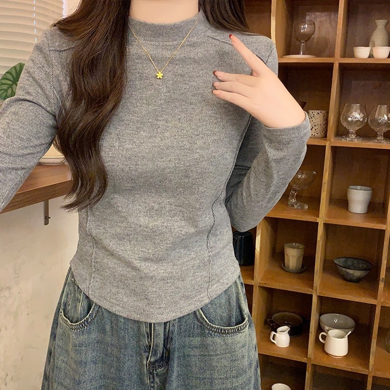 Moteriški poliesteriniai marškinėliai su fleece įdėklu, ilgos rankovės, pusiau aukštas kaklas, žuvies kaulo raštas ir išlenktas apdailos kraštas - siauras kirpimas