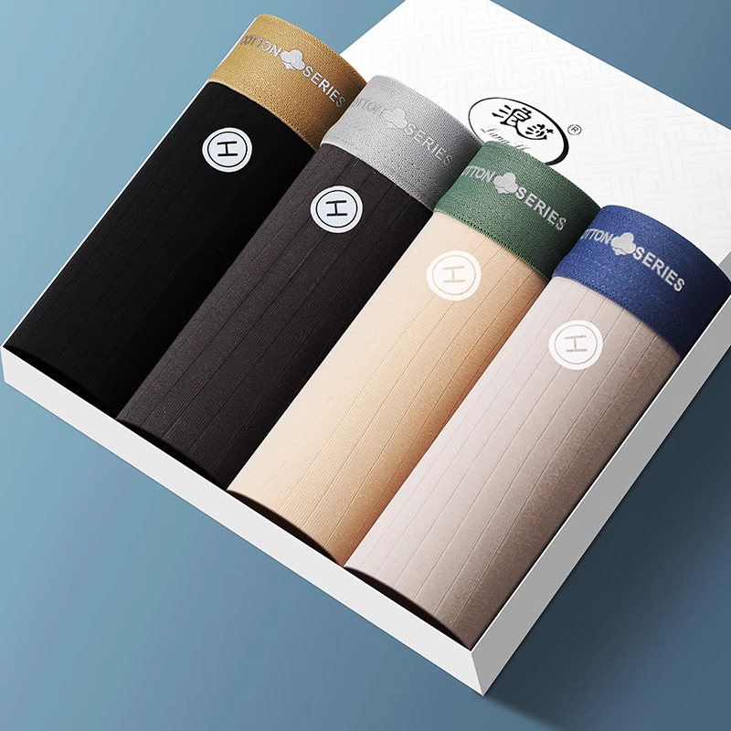 Boxer bărbătești din bumbac respirabil, talie medie, tricotat; țesătură principală: 95–100% bumbac; zona inghinală: viscoză 92%, mătase de dud 4%, spandex 4%