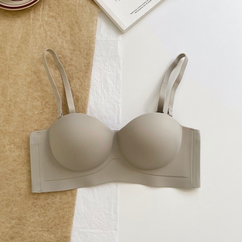 Без презрамки бюстгальтер, антихлъзгащ се, повдигащ, безшевен, с подплънки за гърди