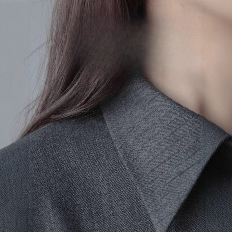 Женска риза с поло яка, полиестер с ароматна облачна нишка, стил фалшив двучастен, без ръкави, копчета в една редица, стандартна версия, пролет 2025