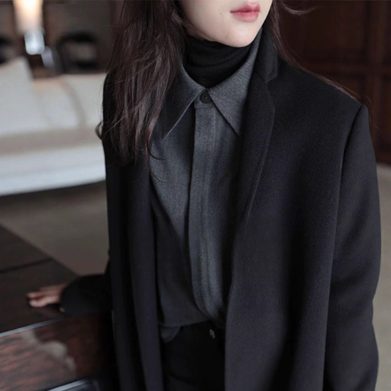 Женска риза с поло яка, полиестер с ароматна облачна нишка, стил фалшив двучастен, без ръкави, копчета в една редица, стандартна версия, пролет 2025