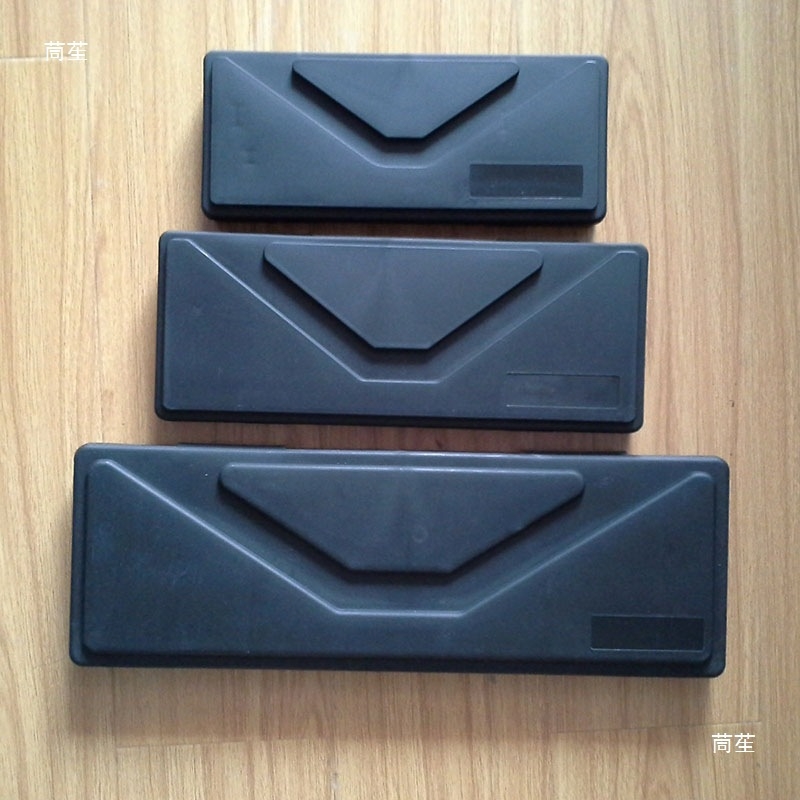 Калибър с индикатор в пластмасова кутия, обхват 0-150/0-200/0-300 мм