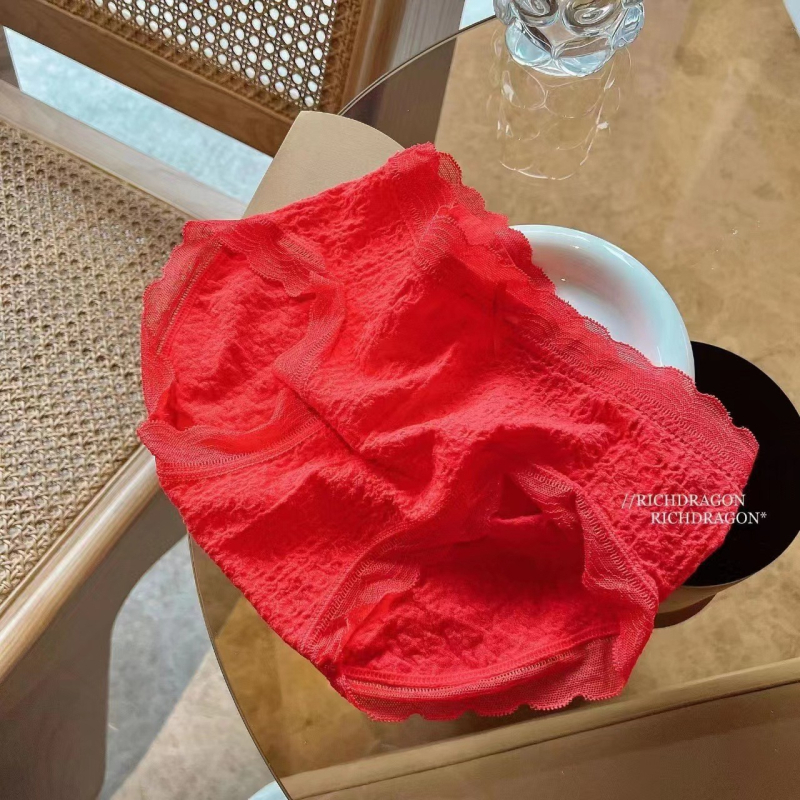 Ženske pamučne gaćice bez šavova, srednje visoke struka, prozračne