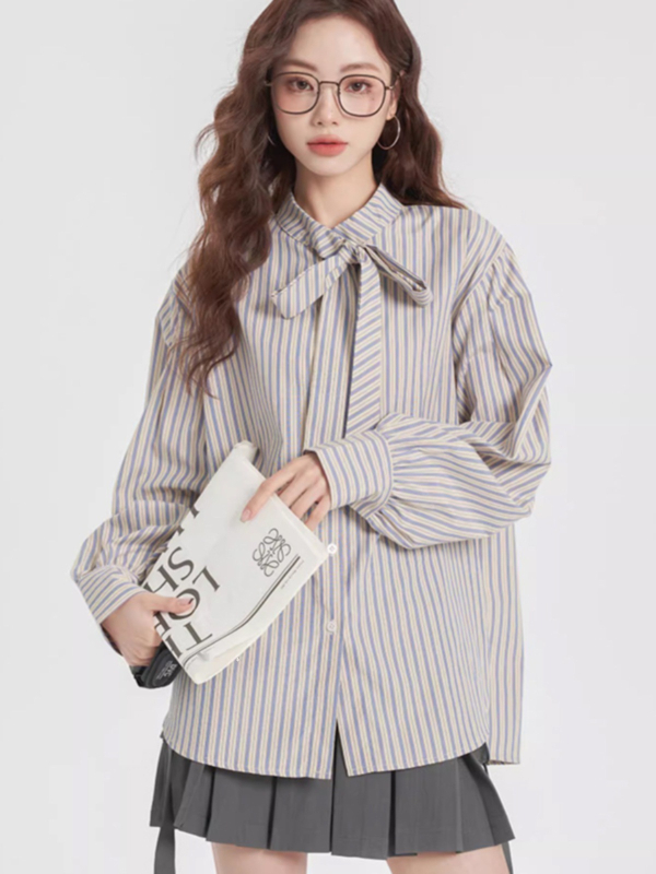 Bluza în dungă cu guler funda, mâneci lungi, croi lejer, lungime obișnuită, stil japonez-coreean de relaxare