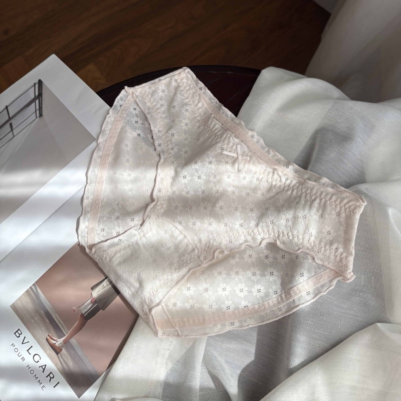 Chiloți pentru fete din nailon 80–90%, respirabili și uscare rapidă, imprimeu tridimensional pe plasă subțire, talie medie