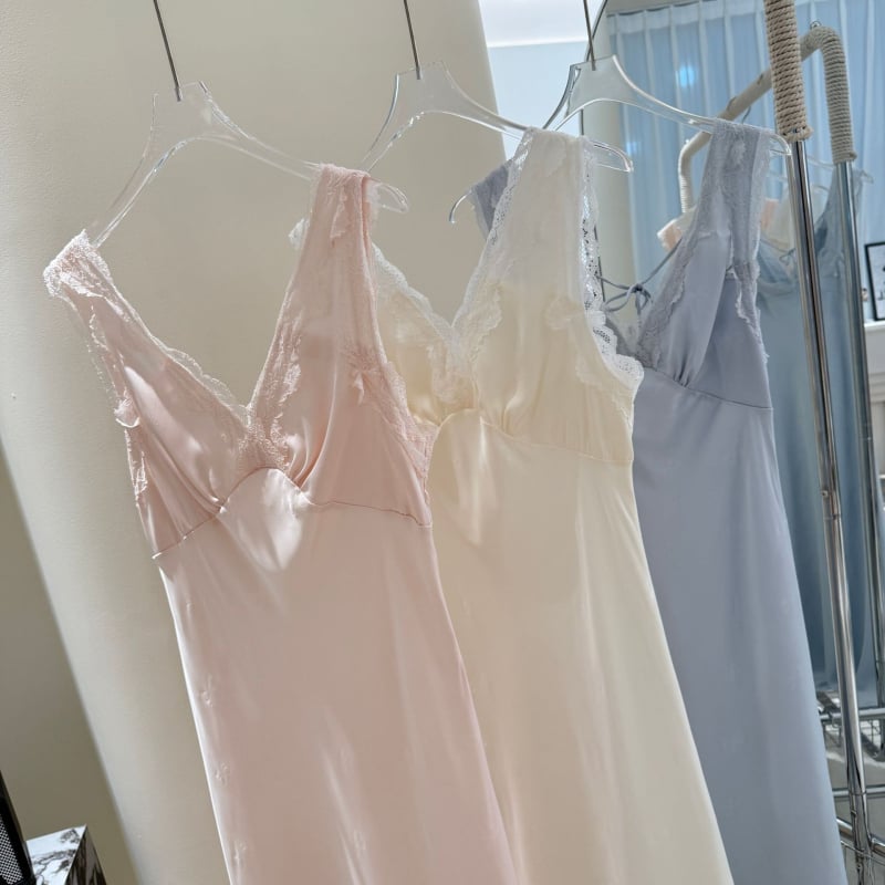 Seksi noćna haljina s otvorenim leđima, bez rukava, od ice silk, ultra-tanka, V-izrez, duga verzija, pogodna za ljeto, proljeće i jesen