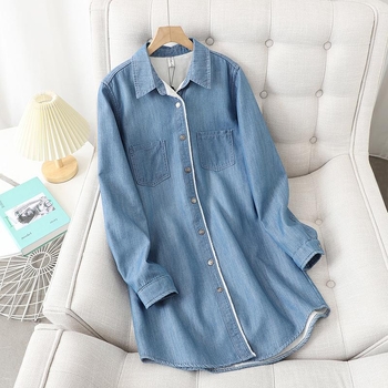 Denim dzseki-ing polo gallérral, laza szabás, pamut-keverék anyag, csattos záródás