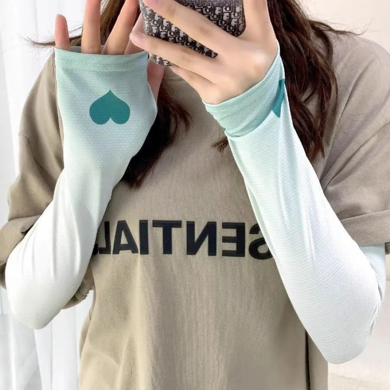 Градиентни Ice Silk ръкави за момичета - защита за ръката и предмишницата, мотив сърце, лято, 81–95% Ice Silk (полиестер) и ≤10% спандекс