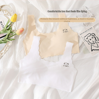 12–16 metų mergaitėms be siūlių liemenėlė iš nailono, pilna taurė, latex formuoti puodeliai, fiksuotos dvigubos petnešos, įdėklas 70–80% spandekso