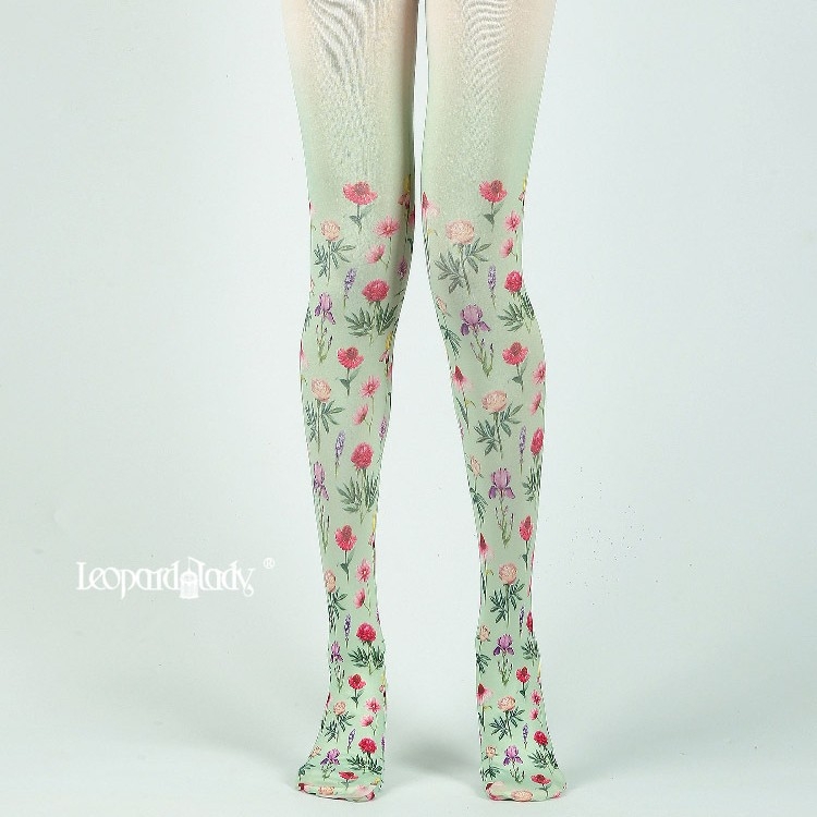 Γυναικείες κάλτσες με αγροτικό διαβαθμισμένο εκτύπωμα, μεσαίου πάχους, περιεκτικότητα κύριου υφάσματος 90–95%, κυκλοφόρησε το 2020