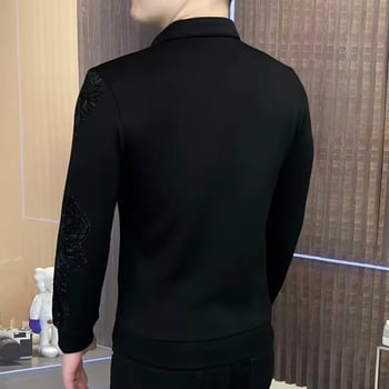 Ανδρικό πουκάμισο με φλίς επένδυση, εφαρμοστό σχήμα (slim), μακριά μανίκια, γιακά τύπου λαπέλ, μίξη πολυεστέρα 71–80%