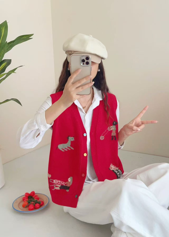 Pletena ženska vesta bez rukava, V-izrez, pamuk 95%+, književno retro stil, duljina 50–65 cm