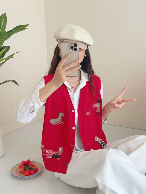 Pletena ženska vesta bez rukava, V-izrez, pamuk 95%+, književno retro stil, duljina 50–65 cm