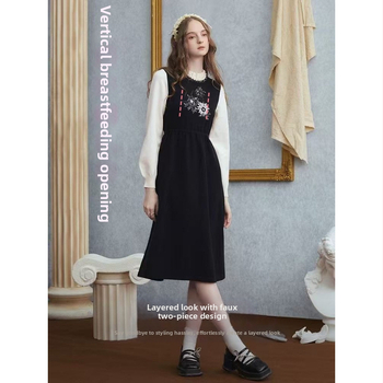 Πλεκτό φόρεμα θηλασμού με στρογγυλό λαιμό, μακριά μανίκια και μεσαίο μήκος (Άνοιγμα θηλασμού; Στρογγυλός λαιμός; Μακριά μανίκια; Μεσαίο μήκος; Μόδα δρόμου)