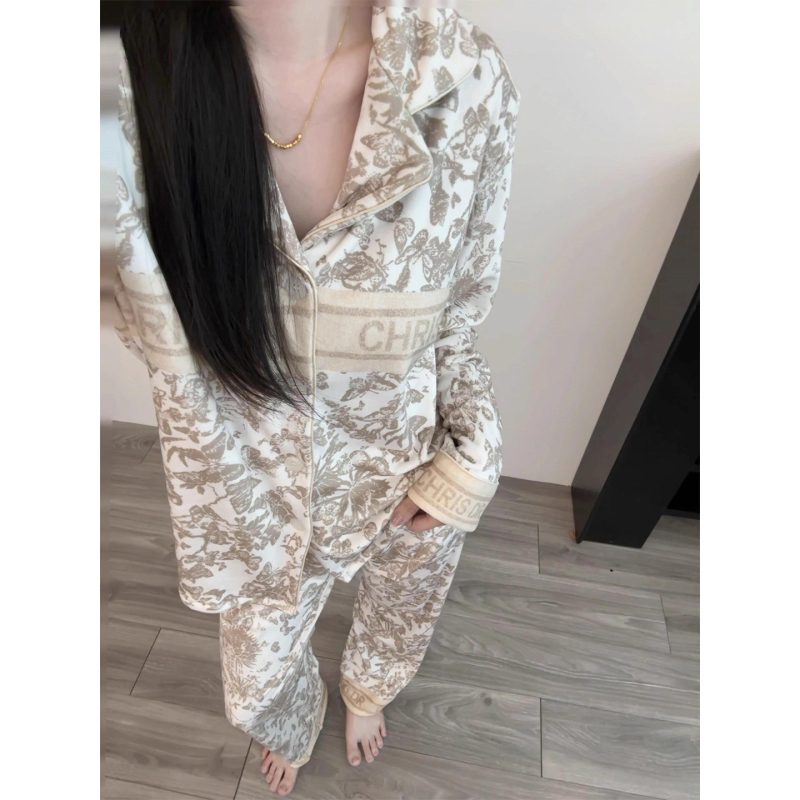 Derong fleece-betétes vastag női loungewear szett kardigánnal és nadrággal, akril-keverék 80–90%, ősz-télre, külső viselésre