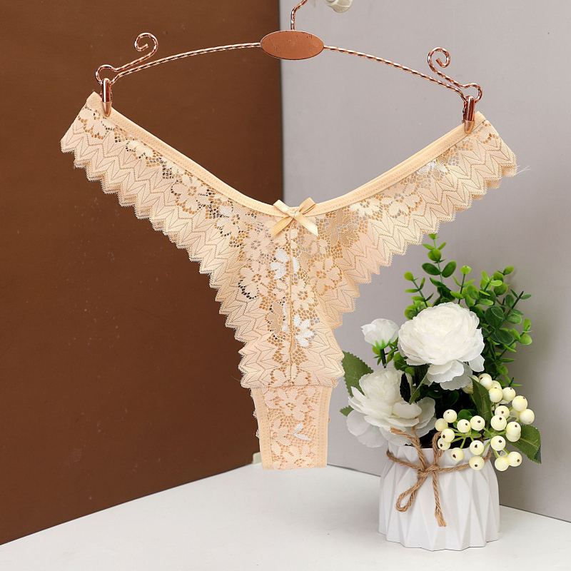 Moterų nėrinių tanga su vidurio liemens, gėlių raštas, megztas audinys; pagrindinė medžiaga: nailonas, intymioji įdaila iš medvilnės