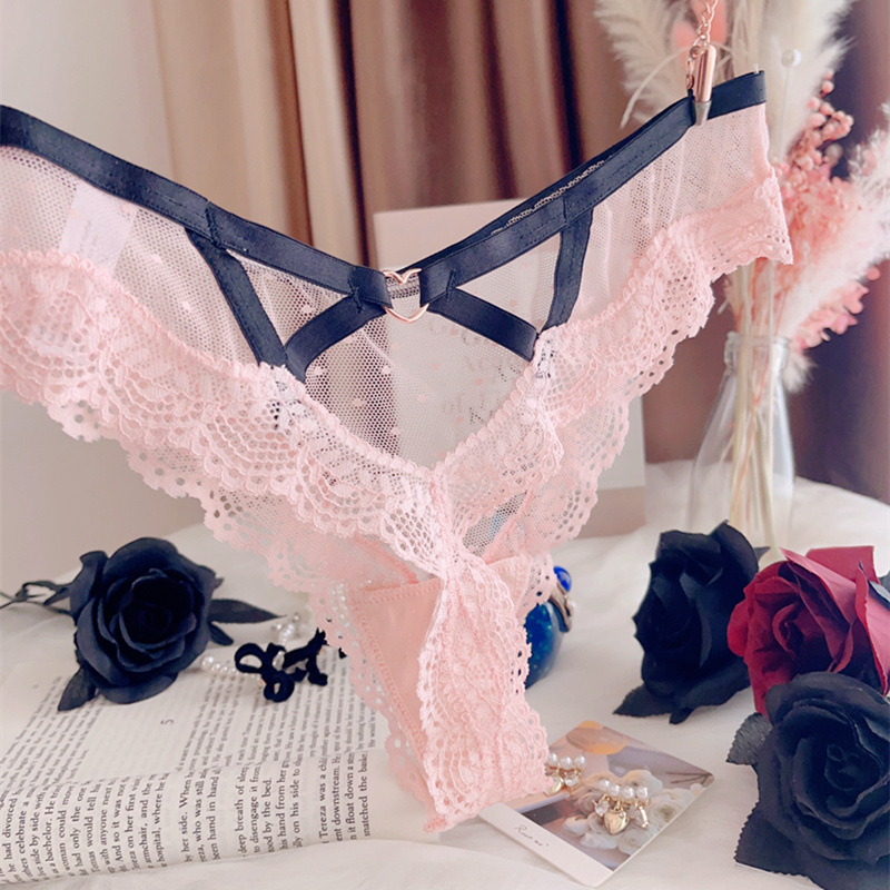 Plus dydžio nėrinių thong su aukšta elastinguma, bangos raštas ir iškirptos dirželiai, permatoma tinkle, žemas juosmuo