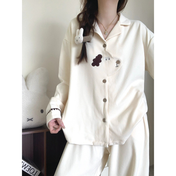Set de pijamale pentru femei – model brodat, stil drăguț, poliester 90–95%, guler rever