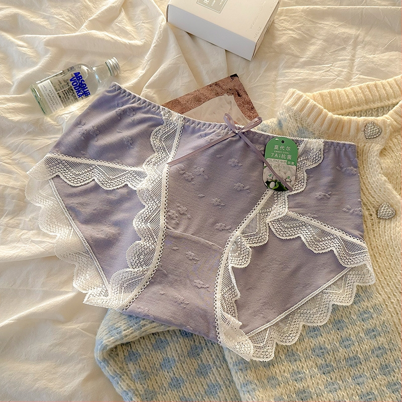 Ženske gaćice s čipkom od modalnog materijala, srednja visina struka, visok rez, jacquard, prozračne i antibakterijske, podstava od Mulberry svile