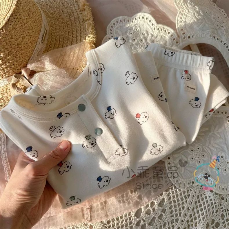 Kaheos tükki lastetepu sügis-talve komplekt: ümmarguse kaelusega termotopid ja püksid, linane kangas triušio vilaga