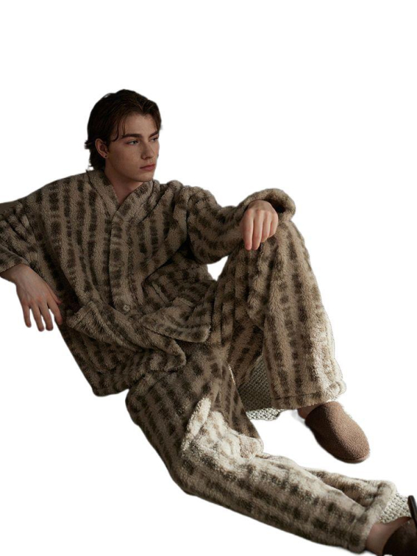 Porų pižamų komplektas — koralinio fliso audinys, storas, V kaklo iškirptė, ilgomis rankovėmis, žieminė namų apranga