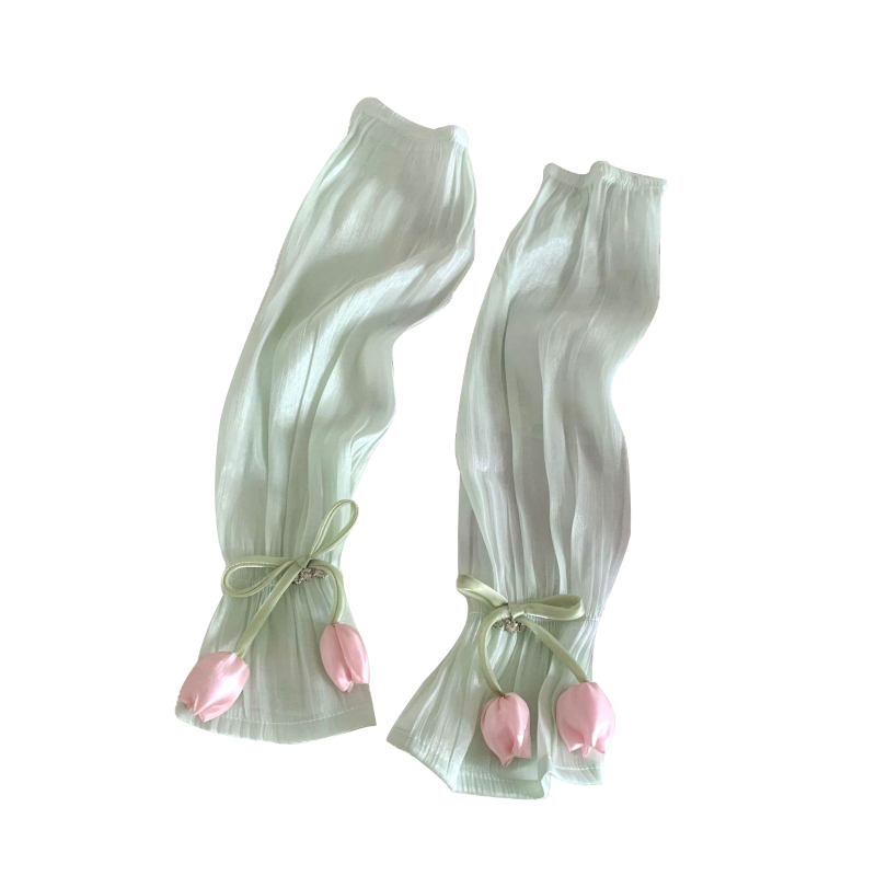 Női nyári karvédő poliészterből, jég-selyem hatású anyag, laza szabás, masni és nagy virágok, napsugár elleni védelem vezetés közben, 2025 tavasz