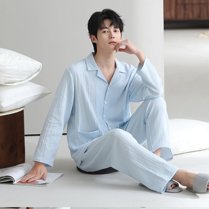 Muški pidžama u kardigan stilu, 100% pamuk, reverasti ovratnik, dugi rukavi, srednje težine 141-160 g/m², prozračan i udoban za dom i vanjsku upotrebu, pogodna za proljeće i jesen.