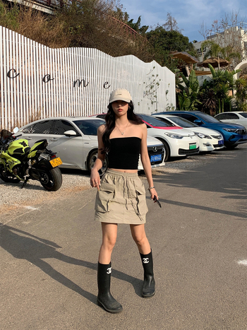 Γυναικείος τοπ χωρίς τιράντες τύπου σωλήνας, Slim fit, κοντό μήκος, μονόχρωμο ύφασμα rayon-spandex