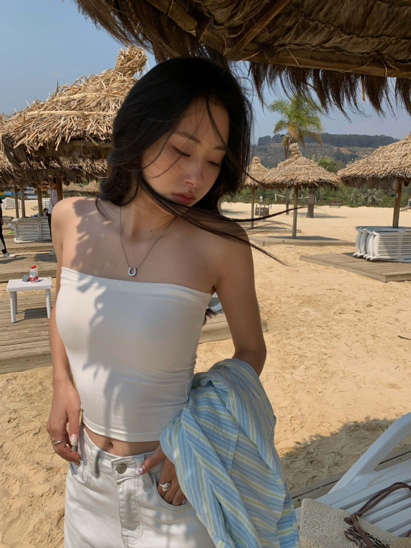 Γυναικείος τοπ χωρίς τιράντες τύπου σωλήνας, Slim fit, κοντό μήκος, μονόχρωμο ύφασμα rayon-spandex