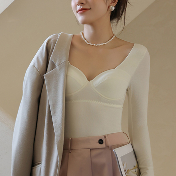 Женски термален базов топ с вградена чашка, V-образно деколте, дълги ръкави, смес вискоза-акрил-спандекс, средно тегло