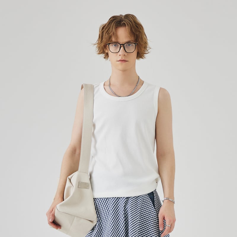 Férfi ujjatlan T-shirt mellény, karcsúsított fazon, minta Solid, anyag: pamutkeverék (96% pamut), Nyár 2025