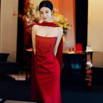 Vakarinė suknelė be peties, ilga, liemens viduryje, 2025 ruduo