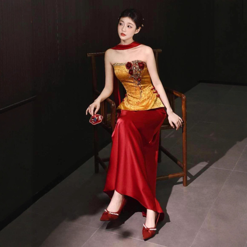 Булчинска рокля с А-образен силует, висока талия, без ръкави, дълга пола