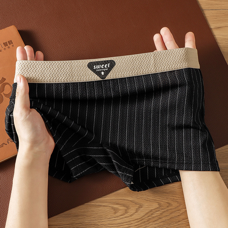 Moterų kvėpaujančios bokserinės kelnaitės, vidutinio juosmens, Ice Silk audinys, pagrindinis nailonas 90–95%